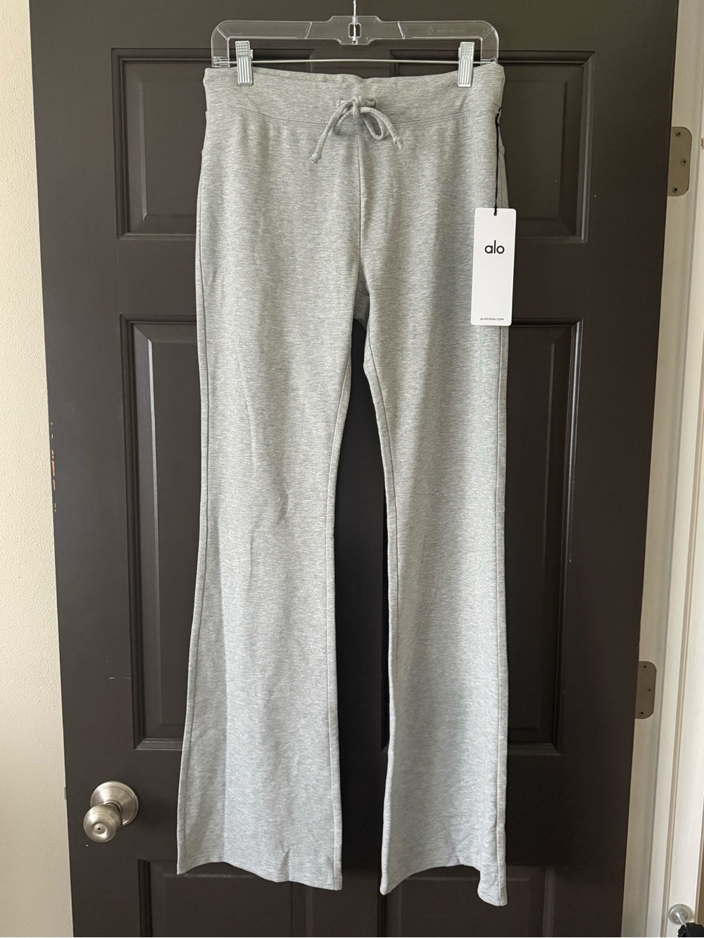 ALO Yoga Sway Bootcut Sweatpant Athlwtic Heather Grey Medium M NWT New